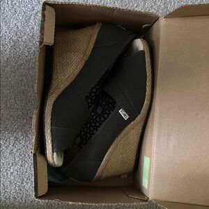 TOMS Women's Ash Wedge Shoes